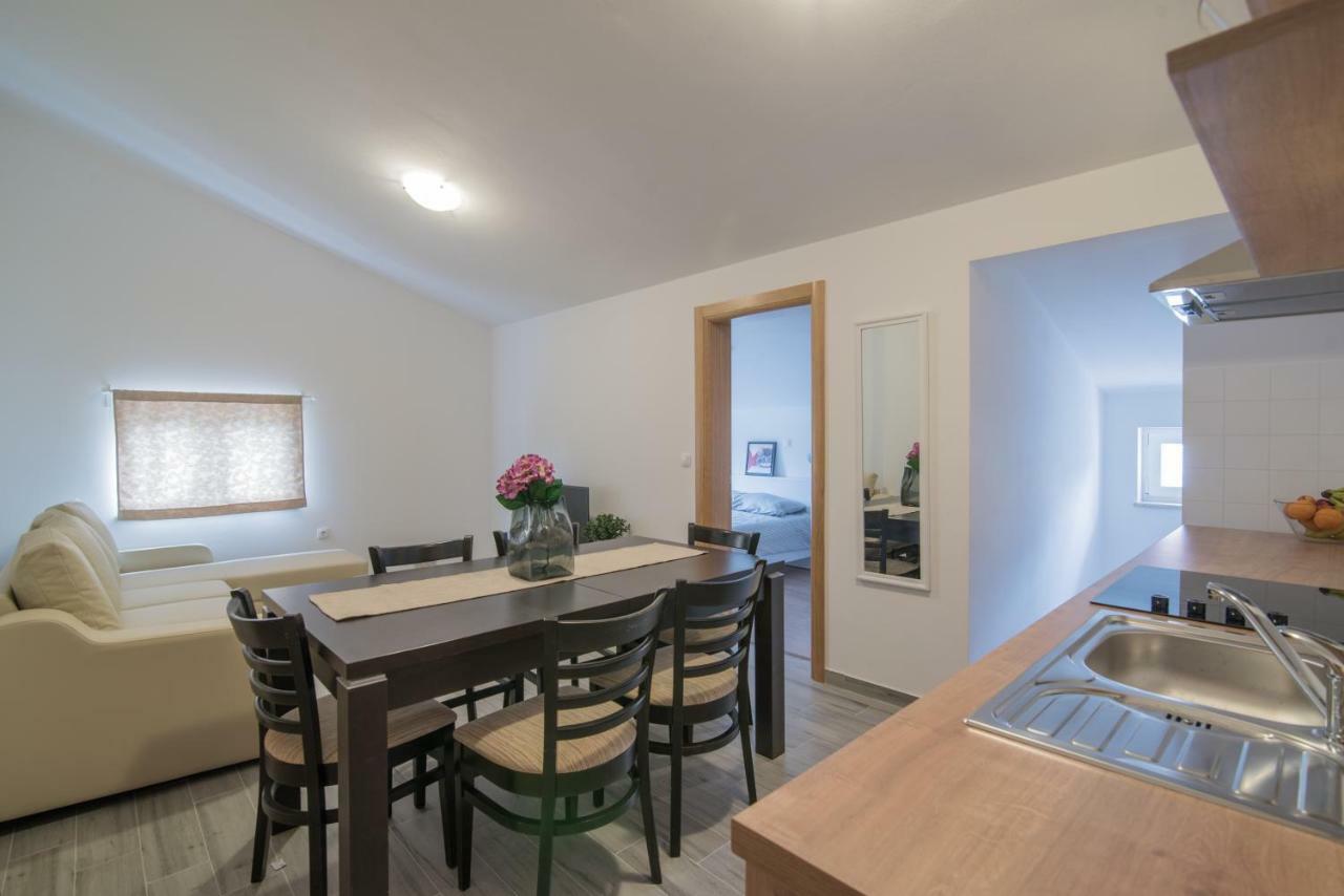 Middle Istra Apartman Pazin Kültér fotó