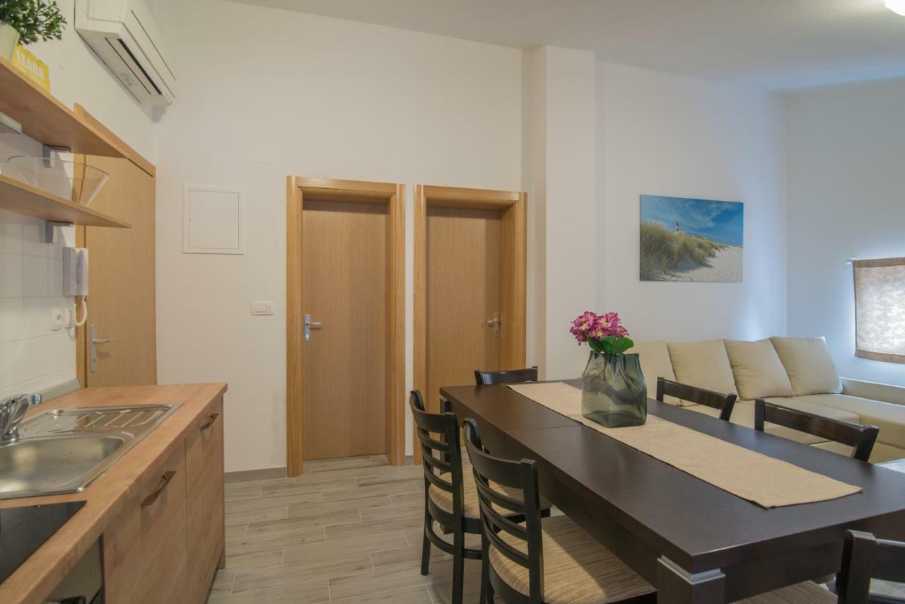 Middle Istra Apartman Pazin Kültér fotó