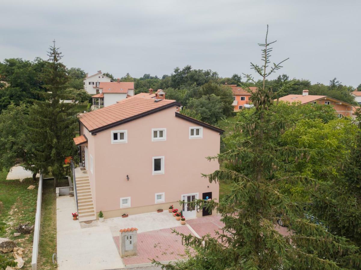 Middle Istra Apartman Pazin Kültér fotó