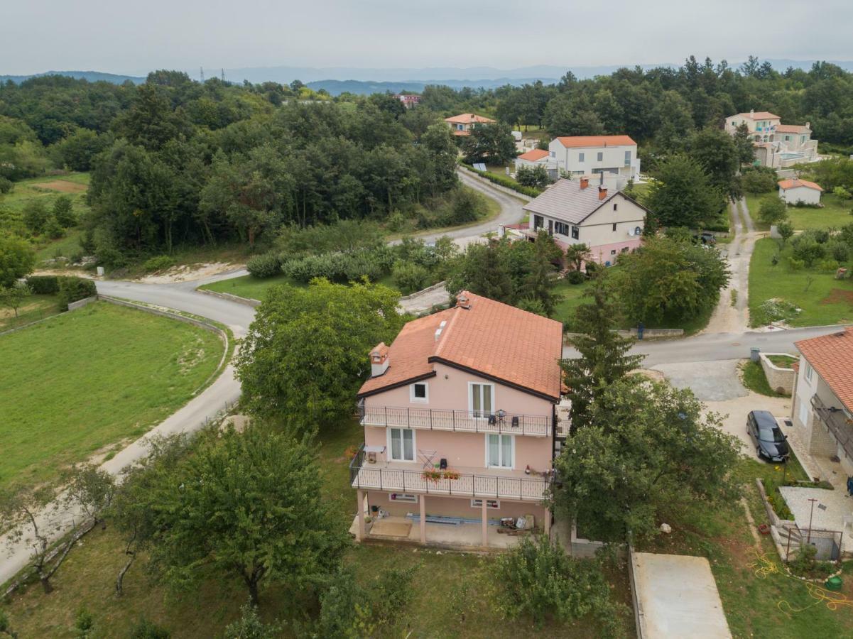 Middle Istra Apartman Pazin Kültér fotó